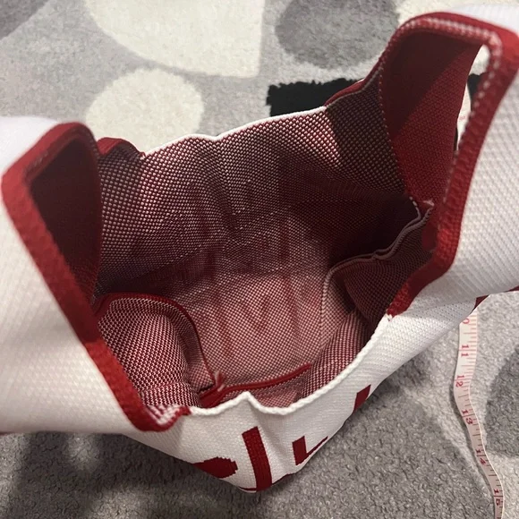 Mini tote style knit bag - Picture 6 of 7